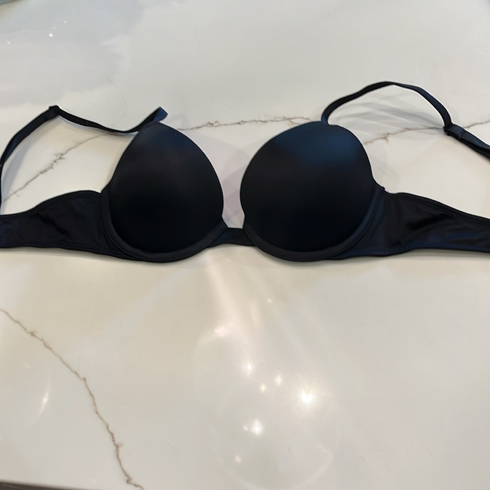 PINK Victoria's Secret padded, underwire & push up Black Bra. 32A - Picture 2 of 8